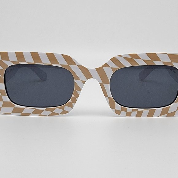 *SOLD* Forever 21 00458341 Brown Checkered Frame Grey Lens Bad Bunny Sunglasses - Picture 2 of 12